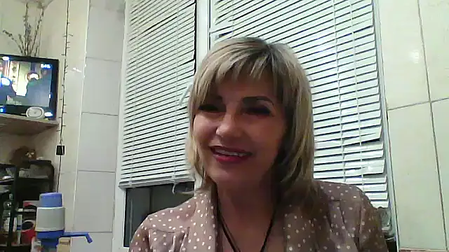 Snapshot of Lia_Ray chatting on October 15, 2025, 6:38 pm Lia Ray online show from October 15, 2025, 6:38 pm