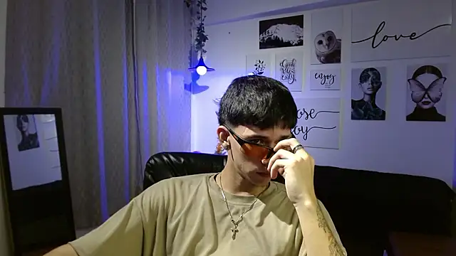 AmethystShadow17 online show from March 9, 2026, 7:50 pm