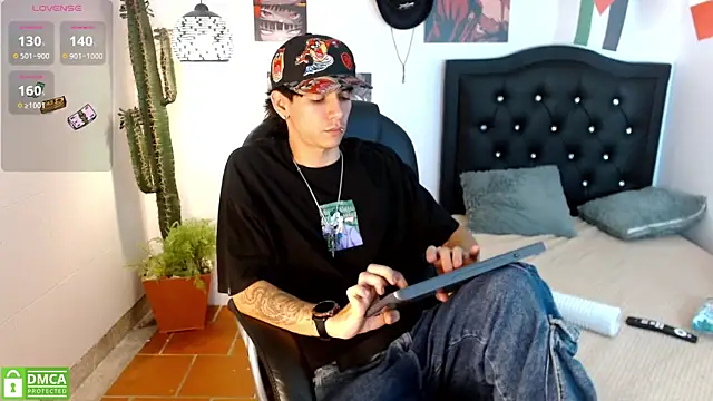 AmethystShadow17 online show from July 18, 2026, 4:21 am