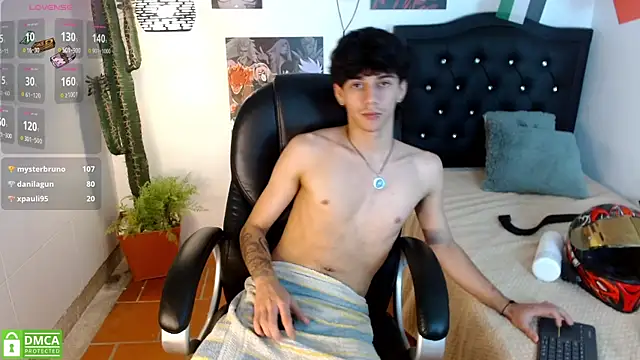 AmethystShadow17 online show from July 26, 2026, 4:03 pm
