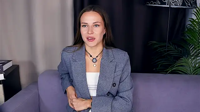 EthelynMuzio online show from October 14, 2025, 3:12 pm