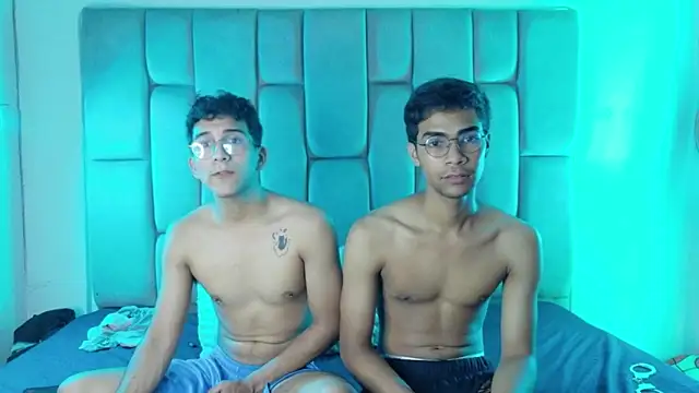 Desire4Duo online show from February 28, 2026, 3:44 pm