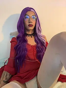 Snapshot of Cute_Aleja chatting on August 1, 2026, 7:45 pm Cute Aleja online show from August 1, 2026, 7:45 pm