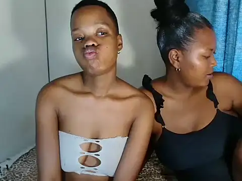 SexyLatoya05 online show from November 11, 2025, 9:04 am