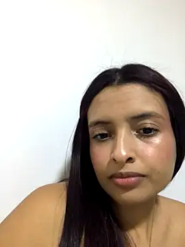 Snapshot of Aithana_Petite chatting on November 20, 2025, 4:29 pm Aithana Petite online show from November 20, 2025, 4:29 pm