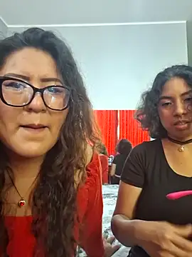 Snapshot of sol093 chatting on April 3, 2026, 5:52 pm sol093 online show from April 3, 2026, 5:52 pm