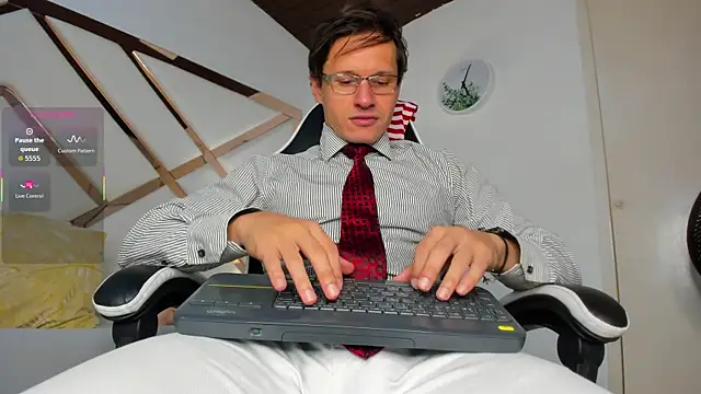 Justin valverde online show from December 23, 2025, 2:55 am