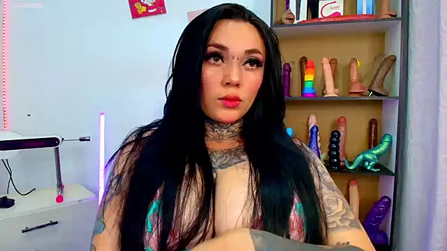 Elisce cloudd online show from April 11, 2026, 3:03 am