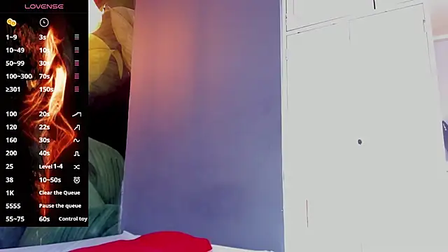 Snapshot of Alisson_brown1_ chatting on October 18, 2025, 8:11 pm Alisson brown1  online show from October 18, 2025, 8:11 pm