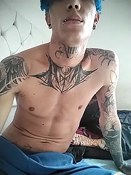 Overinktt online show from November 15, 2025, 2:32 pm