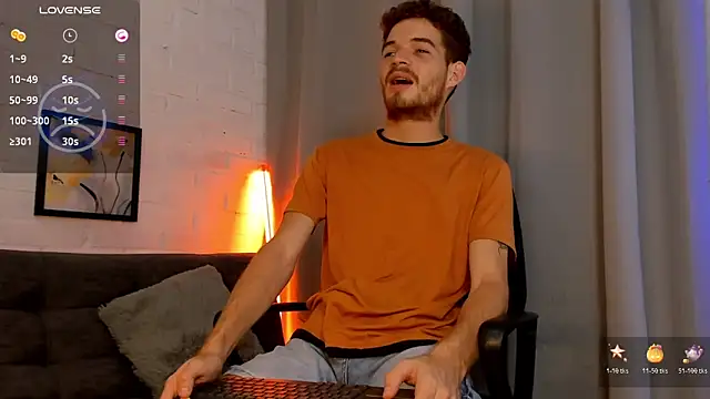 MATEO HUNTER online show from October 31, 2025, 5:15 am