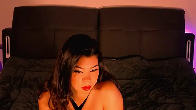 ivonyrose  online show from January 13, 2026, 9:35 am