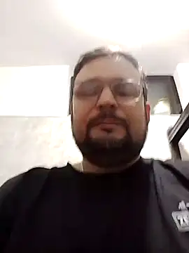 Manueltravieso79 online show from October 18, 2025, 12:01 am