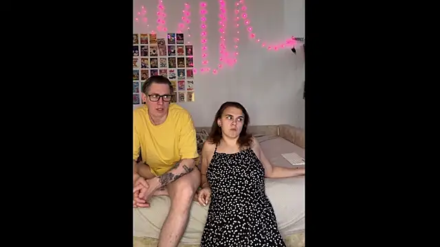live sexy online show from May 13, 2026, 12:34 pm