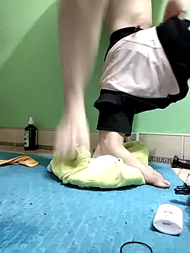 Amanda- ena- online show from October 28, 2025, 9:58 pm