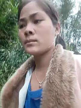 Lyssa-a online show from December 17, 2025, 9:25 am