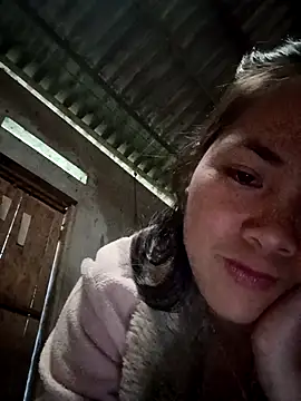 Lyssa-a online show from November 3, 2025, 2:17 am