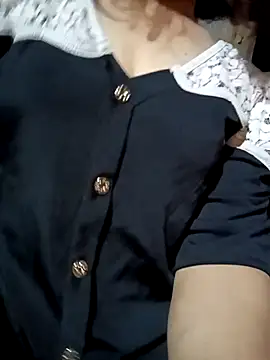 Snapshot of RizoCii chatting on October 21, 2025, 2:27 pm RizoCii online show from October 21, 2025, 2:27 pm