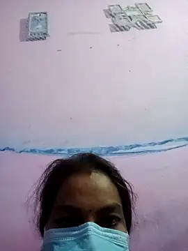 Juhi512 online show from October 14, 2025, 5:13 pm