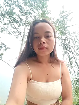 Nguyet2k4 online show from March 26, 2026, 11:24 pm