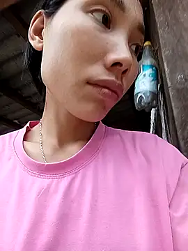 Snapshot of -Kem-01 chatting on October 20, 2025, 6:04 am -Kem-01 online show from October 20, 2025, 6:04 am