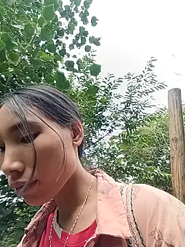 Snapshot of -Kem-01 chatting on October 23, 2025, 6:01 am -Kem-01 online show from October 23, 2025, 6:01 am