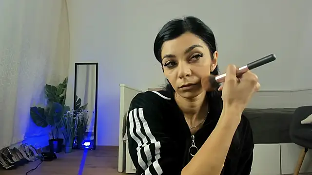 Snapshot of ReneeVoss chatting on March 16, 2026, 3:47 am ReneeVoss online show from March 16, 2026, 3:47 am