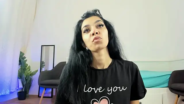 Snapshot of ReneeVoss chatting on April 8, 2026, 2:57 am ReneeVoss online show from April 8, 2026, 2:57 am