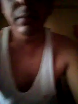 Snapshot of svk_05 chatting on October 28, 2025, 8:57 am svk 05 online show from October 28, 2025, 8:57 am