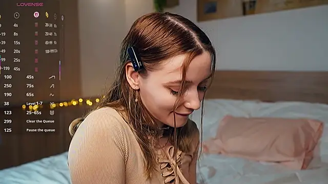 Snapshot of StarryMary chatting on December 18, 2025, 9:07 pm StarryMary online show from December 18, 2025, 9:07 pm