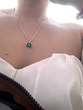 Snapshot of Your_hope77 chatting on November 7, 2025, 5:23 am Your hope77 online show from November 7, 2025, 5:23 am