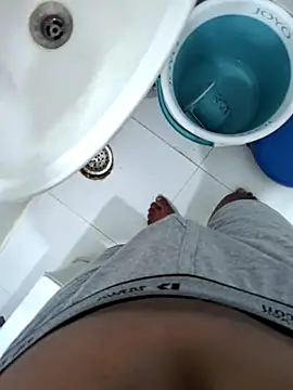 Akki19989 online show from October 16, 2025, 12:41 am