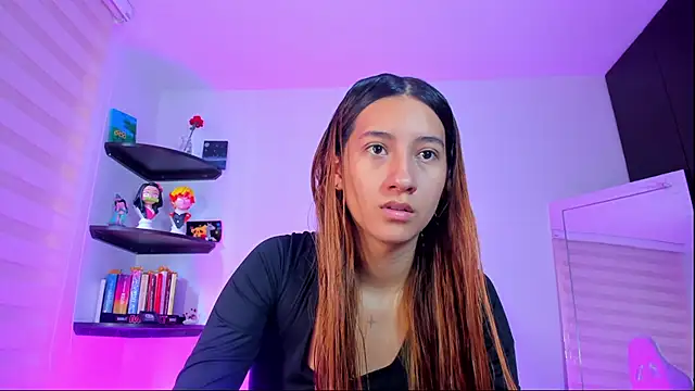 kittyrush  online show from November 21, 2025, 7:35 pm