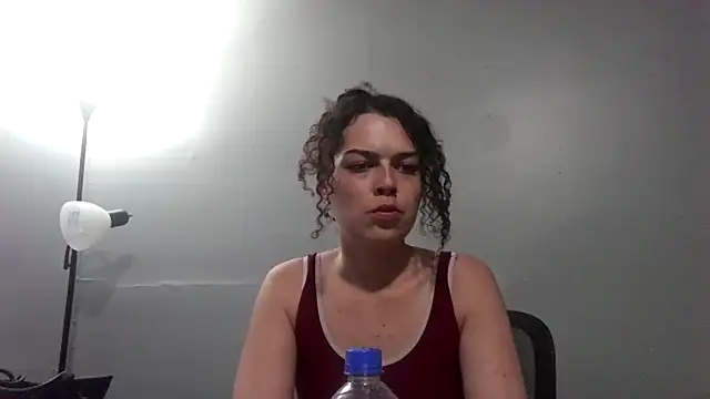 Snapshot of ali18of1 chatting on April 4, 2026, 7:59 am ali18of1 online show from April 4, 2026, 7:59 am