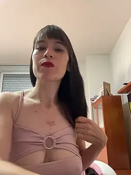 AlanaRius18 online show from November 19, 2025, 11:43 am