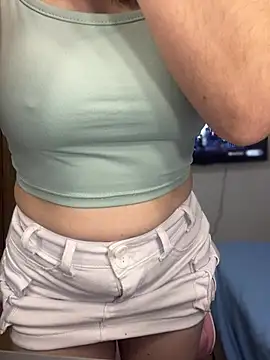 AlanaRius18 online show from March 31, 2026, 5:04 pm