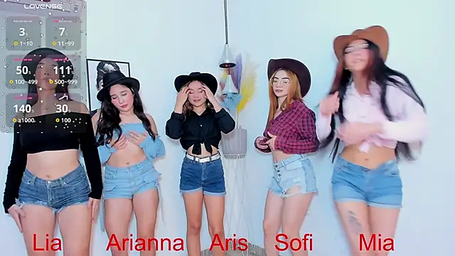 Glamorous Giirlss online show from February 18, 2026, 1:14 am