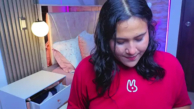 Snapshot of luna_jonezz chatting on October 26, 2025, 9:20 am luna jonezz online show from October 26, 2025, 9:20 am