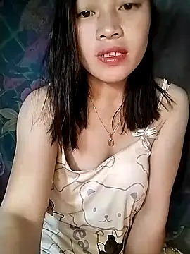 Snapshot of Hani-i chatting on May 4, 2026, 9:06 pm Hani-i online show from May 4, 2026, 9:06 pm