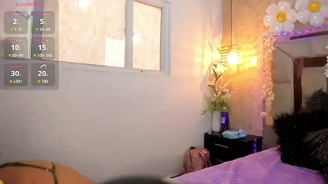 Snapshot of LILITHJONES_ chatting on October 16, 2025, 1:30 pm LILITHJONES online show from October 16, 2025, 1:30 pm