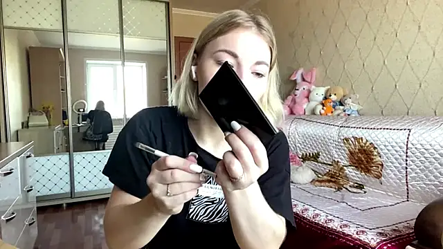 HoppedArea online show from November 8, 2025, 8:29 am