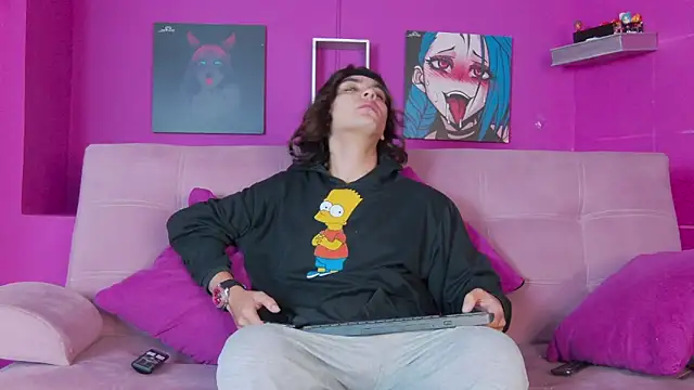 Snapshot of dammon_walker chatting on November 1, 2025, 12:43 pm dammon walker online show from November 1, 2025, 12:43 pm