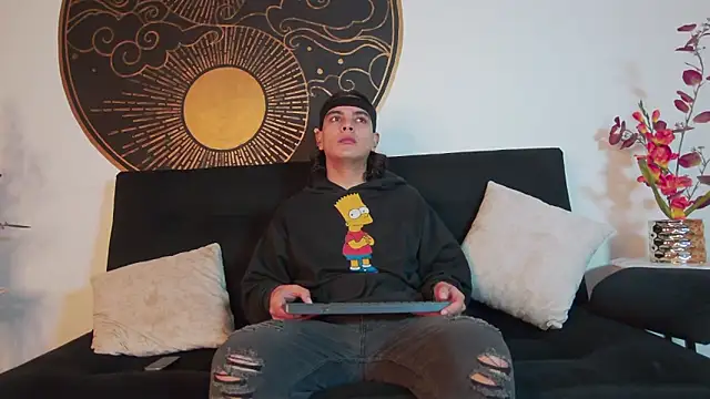 Snapshot of dammon_walker chatting on November 6, 2025, 12:42 pm dammon walker online show from November 6, 2025, 12:42 pm