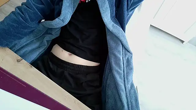 Snapshot of Twilightboyx chatting on October 24, 2025, 8:46 am Twilightboyx online show from October 24, 2025, 8:46 am