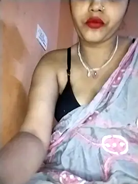 strip queennn online show from April 12, 2026, 5:49 pm