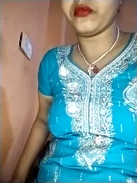 strip queennn online show from April 7, 2026, 10:44 pm