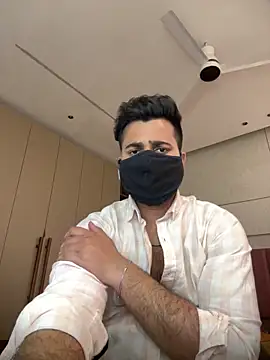 Snapshot of Notme_09 chatting on February 21, 2026, 2:19 pm Notme 09 online show from February 21, 2026, 2:19 pm