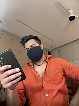 Snapshot of Notme_09 chatting on February 22, 2026, 1:46 pm Notme 09 online show from February 22, 2026, 1:46 pm