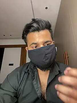 Snapshot of Notme_09 chatting on October 18, 2025, 3:47 pm Notme 09 online show from October 18, 2025, 3:47 pm