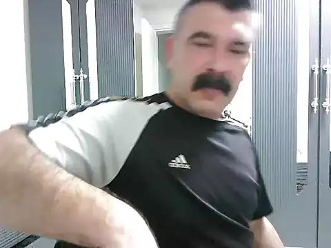 meroglu45 online show from October 20, 2025, 6:19 pm